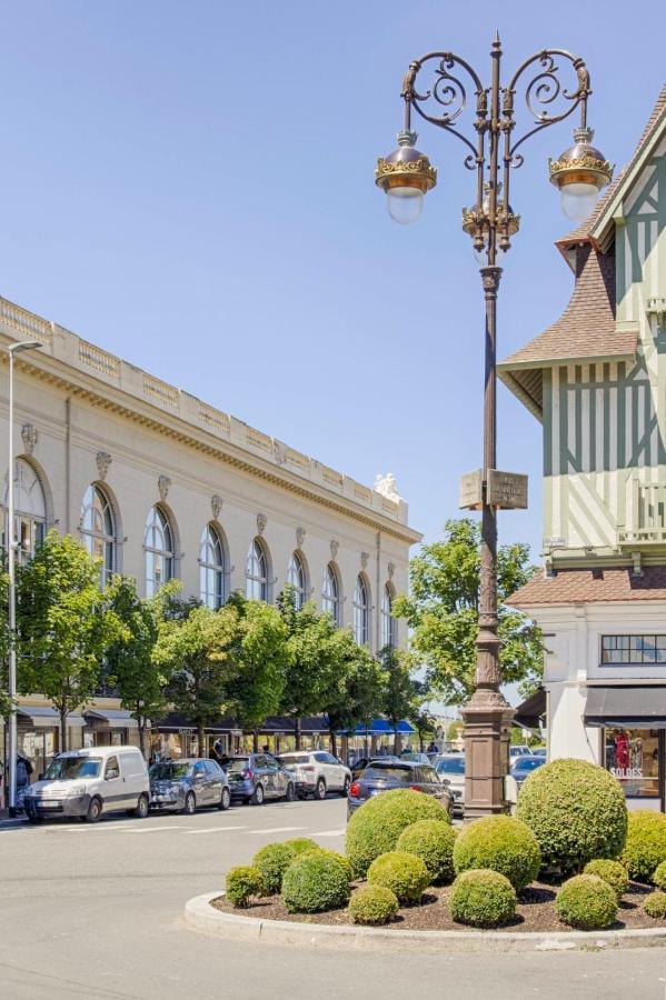 Castel Saint Clair - Trois Pieces - Deauville Centre Exterior foto